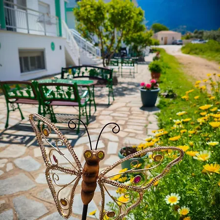 Menta Thassos 3*