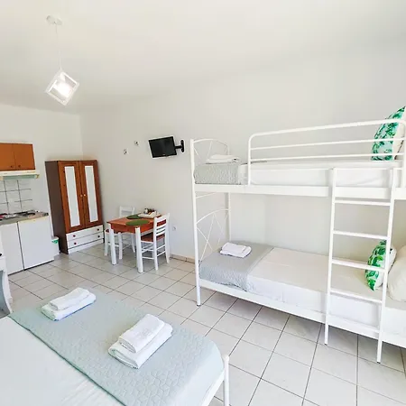 Menta Thassos מלון דירות 3*
