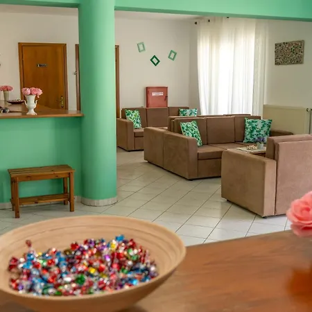 Menta Thassos Aparthotel 3*